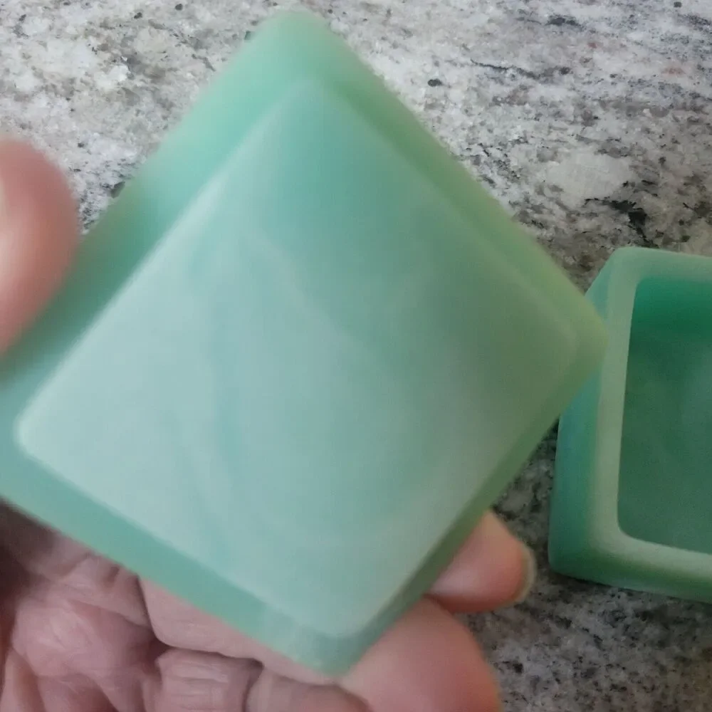 CONGRATULATIONS TRINKET SOAPSTONE GREEN BOX